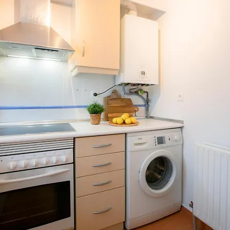 Pinaserena Chic Duplex With Garden In