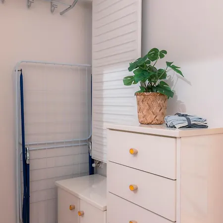 Апартаменты Pinaserena Chic Duplex With Garden In *