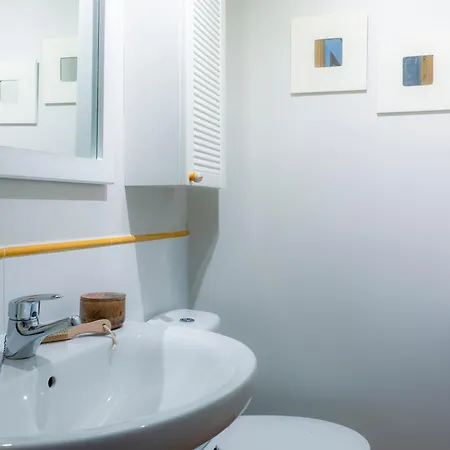 Pinaserena Chic Duplex With Garden In