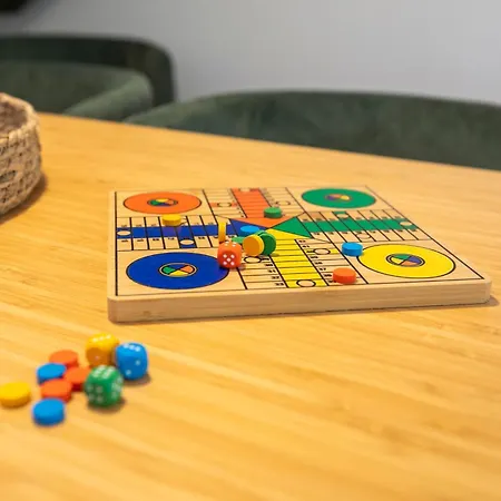 Pinaserena Chic Duplex With Garden In