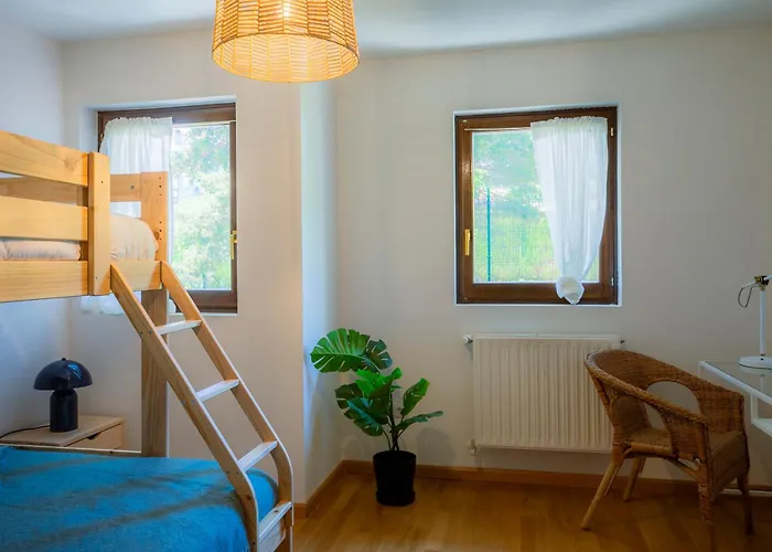 Apartamento Pinaserena Chic Duplex With Garden In Villanúa