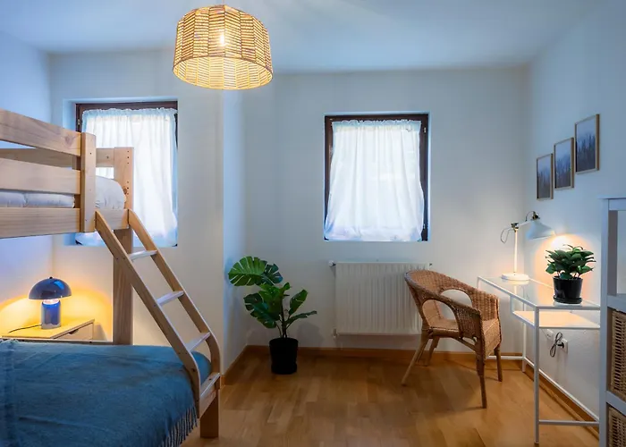 Apartamento Pinaserena Chic Duplex With Garden In Villanúa