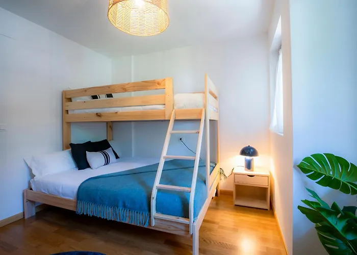 Pinaserena Chic Duplex With Garden In Villanúa