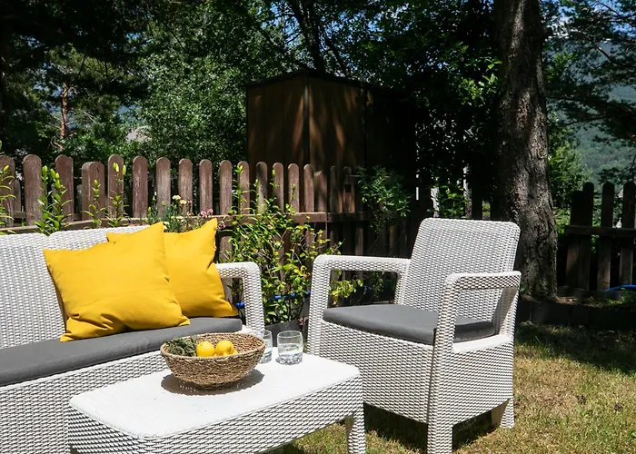 Apartamento Pinaserena Chic Duplex With Garden In